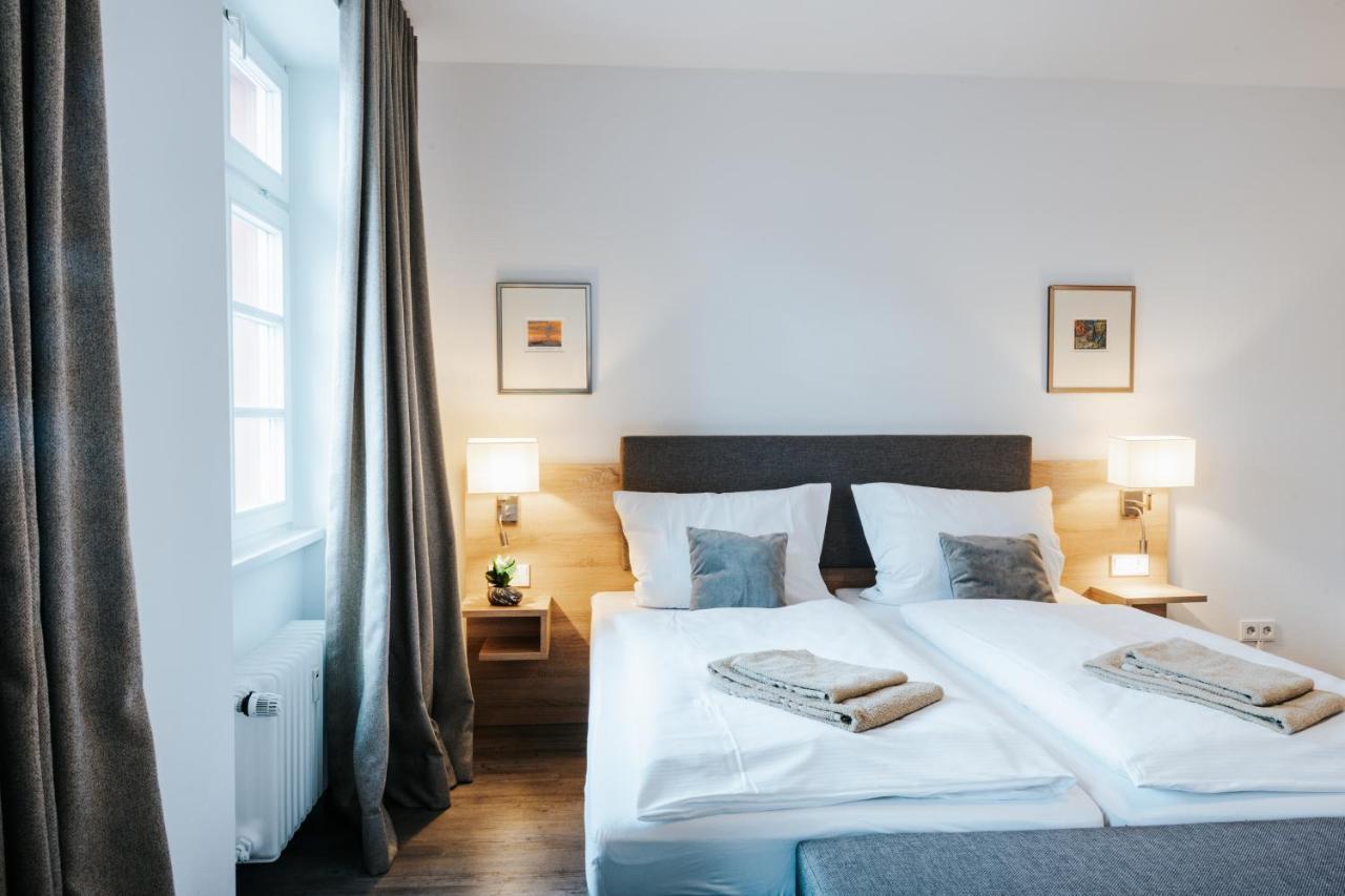 Residenz Weingut Schloss Reinhartshausen Bed & Breakfast Eltville am Rhein Exterior photo
