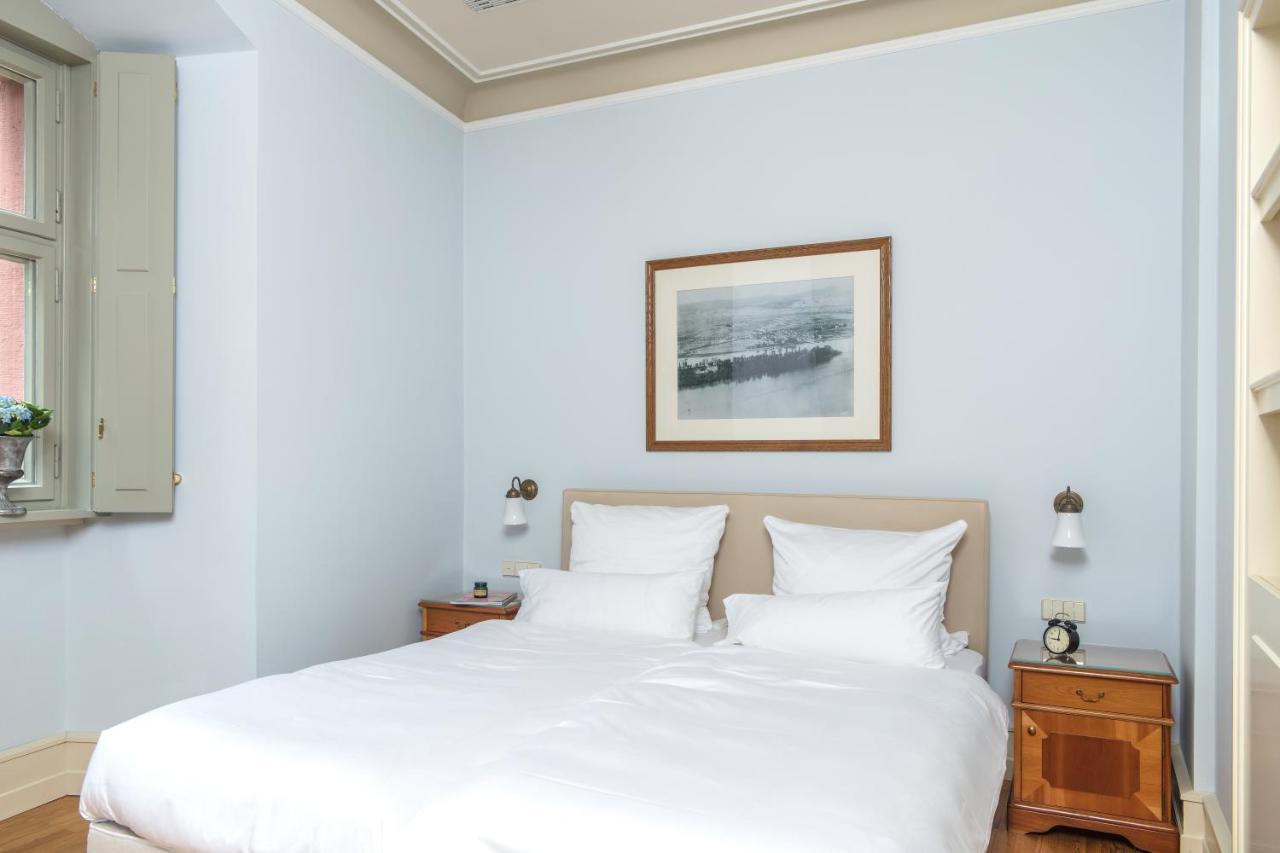 Residenz Weingut Schloss Reinhartshausen Bed & Breakfast Eltville am Rhein Exterior photo